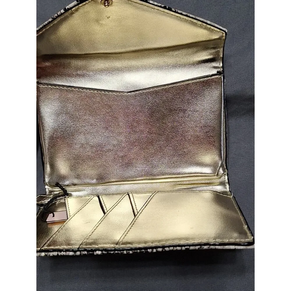 Victoria's Secret Snakeskin Print Envelope Tech Clutch/Wallet - Picture 4 of 6